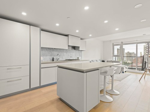 1104-889 Pacific Street  Vancouver, BC V6Z 1C3