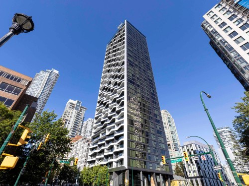 1104-889 Pacific Street, Vancouver, BC 