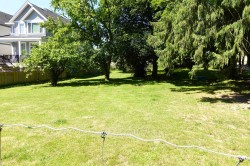 11052 240 Street  Maple Ridge, BC V2W 1H6