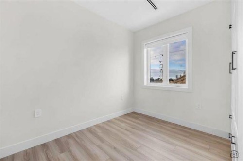 718 62Nd Avenue E, Vancouver, BC 