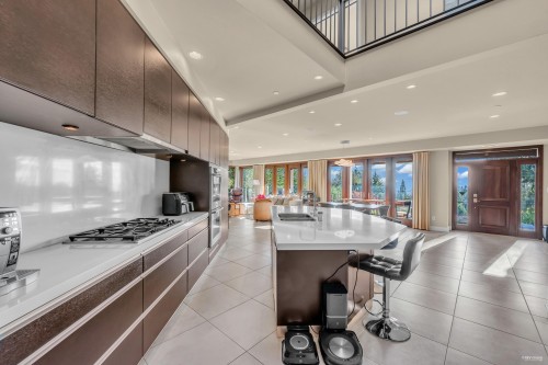 4742 Caulfeild Drive, West Vancouver, BC 