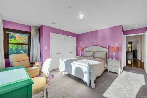 4742 Caulfeild Drive, West Vancouver, BC 