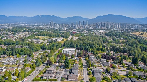 4965 Pioneer Avenue, Burnaby, BC 