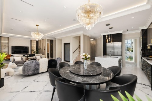 7061 Adera Street, Vancouver, BC 