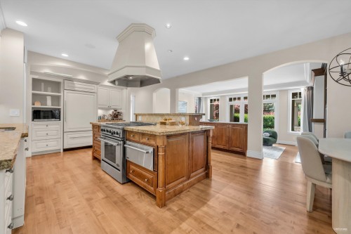 4513 Caulfeild Lane, West Vancouver, BC 