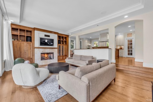 4513 Caulfeild Lane, West Vancouver, BC 