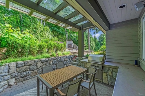 4513 Caulfeild Lane, West Vancouver, BC 