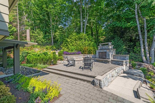 4513 Caulfeild Lane, West Vancouver, BC 