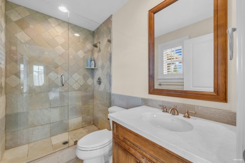 4513 Caulfeild Lane, West Vancouver, BC 