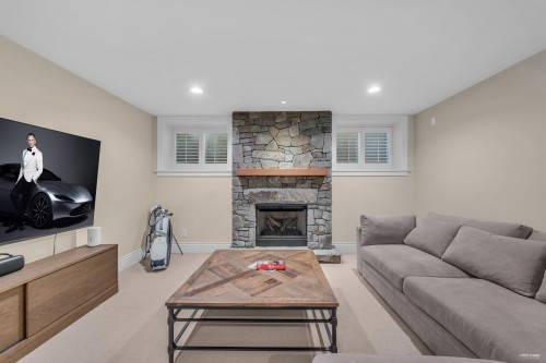 4513 Caulfeild Lane, West Vancouver, BC 