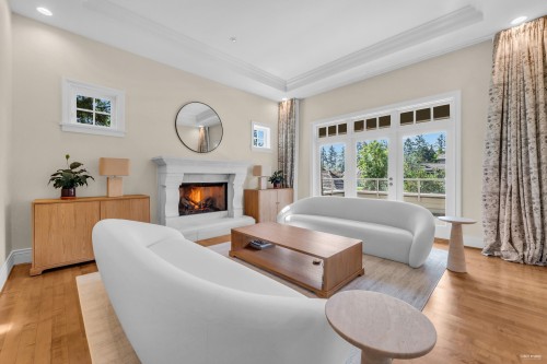 4513 Caulfeild Lane, West Vancouver, BC 