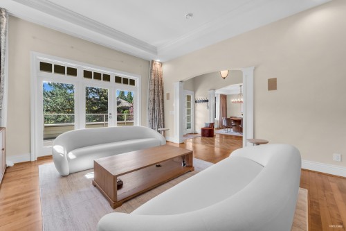 4513 Caulfeild Lane, West Vancouver, BC 