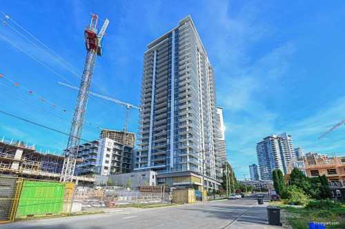 402-626 Claremont Street  Coquitlam, BC V3J 0T1