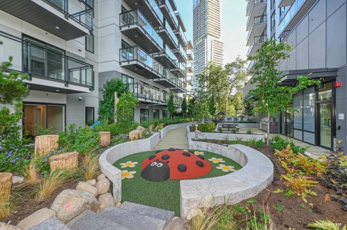 402-626 Claremont Street, Coquitlam, BC 