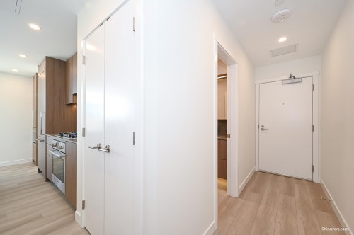 402-626 Claremont Street, Coquitlam, BC 