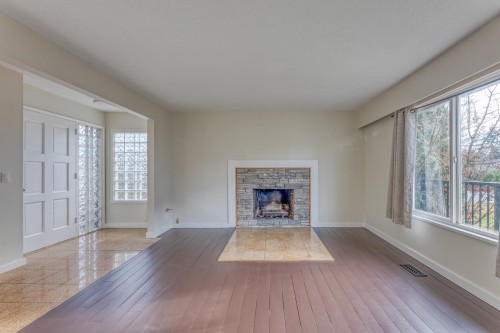 11939 Dover Street, Maple Ridge, BC 