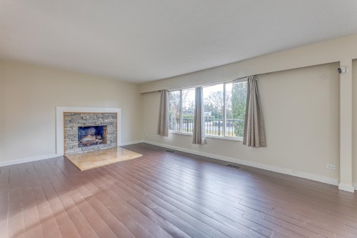 11939 Dover Street, Maple Ridge, BC 