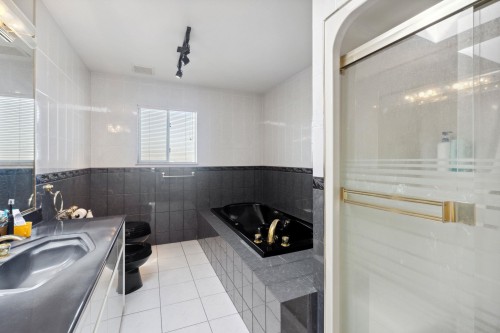 6908 Dawson Street, Vancouver, BC 