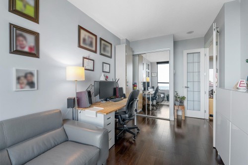 902-9300 University Crescent, Burnaby, BC 