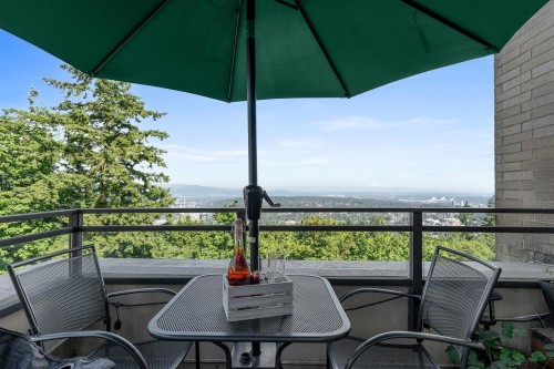 902-9300 University Crescent, Burnaby, BC 