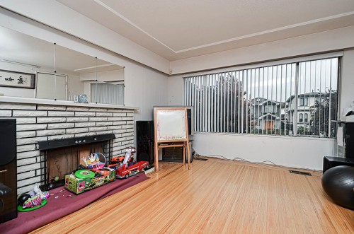 6021 Commercial Street, Vancouver, BC 