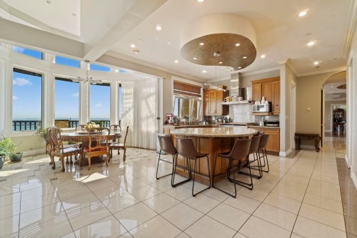 2523 Marr Creek Court, West Vancouver, BC 