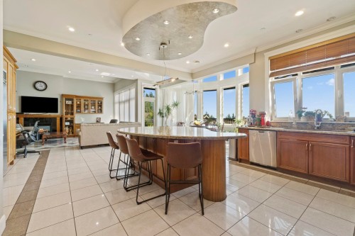 2523 Marr Creek Court, West Vancouver, BC 