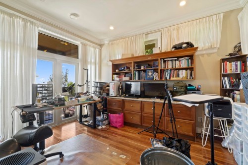 2523 Marr Creek Court, West Vancouver, BC 