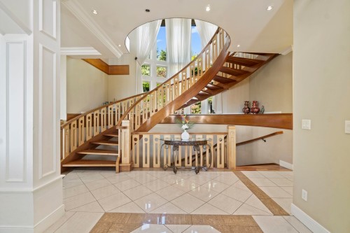 2523 Marr Creek Court, West Vancouver, BC 