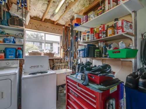 5566 49 Avenue, Delta, BC 