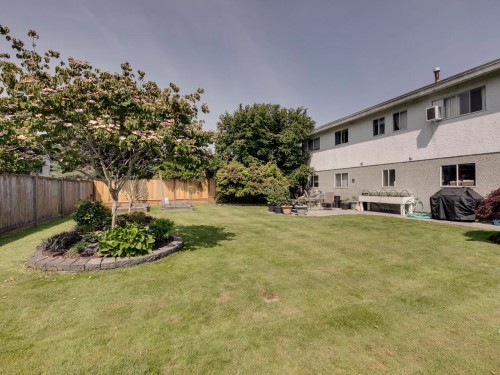 5566 49 Avenue, Delta, BC 