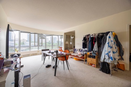 404-6240 Mckay Avenue, Burnaby, BC 