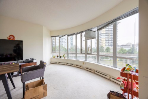 404-6240 Mckay Avenue, Burnaby, BC 