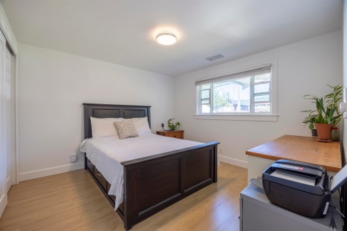 931 Sperling Avenue, Burnaby, BC 