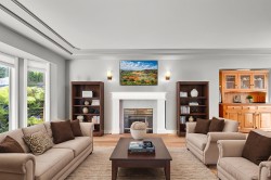 23547 108 Avenue  Maple Ridge, BC V2W 1B1