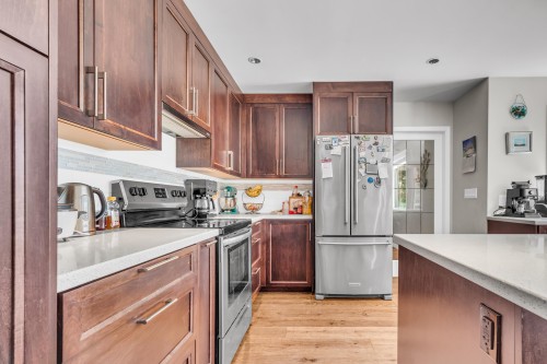 23547 108 Avenue, Maple Ridge, BC 