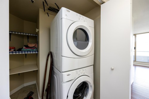 903-738 Farrow Street, Coquitlam, BC 