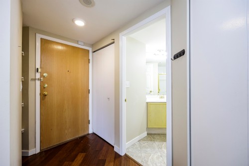 903-738 Farrow Street, Coquitlam, BC 