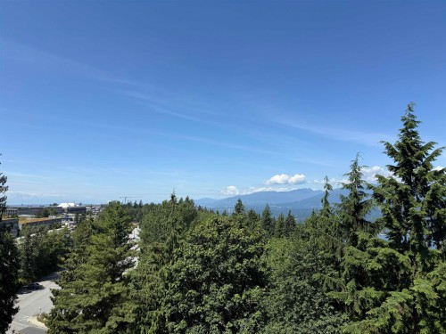 609-8850 University Crescent  Burnaby, BC V5A 0C8