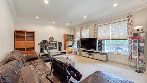 21800 River Road, Richmond, BC 