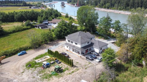 21800 River Road, Richmond, BC 