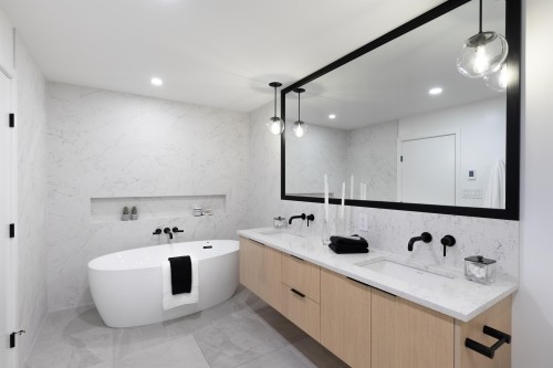 Th23-1281 Cordova Street W, Vancouver, BC 