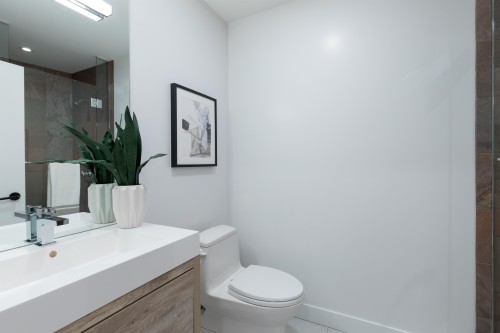 Th23-1281 Cordova Street W, Vancouver, BC 