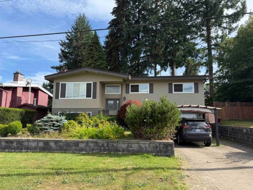 738 Ellice Avenue  Coquitlam, BC V3J 4J5