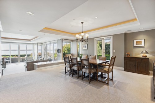 2406 Bellevue Avenue, West Vancouver, BC 