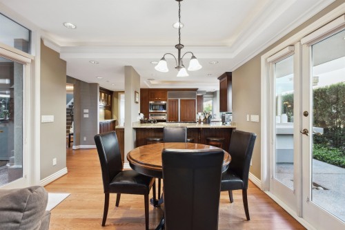 2406 Bellevue Avenue, West Vancouver, BC 