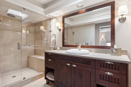 2406 Bellevue Avenue, West Vancouver, BC 