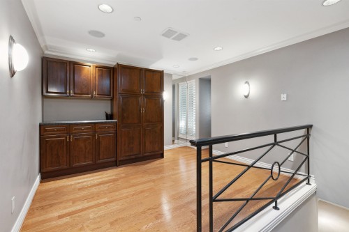 2406 Bellevue Avenue, West Vancouver, BC 