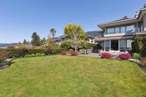 2406 Bellevue Avenue, West Vancouver, BC 