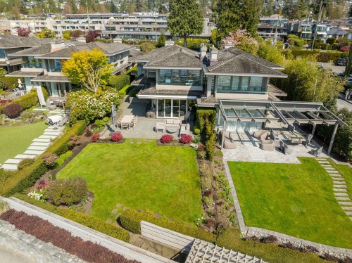 2406 Bellevue Avenue, West Vancouver, BC 